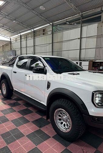 Ford Ranger XLS 4x2 STD Trắng 60.000km