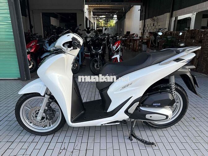 Honda SH 125 CBS 2023 Trắng