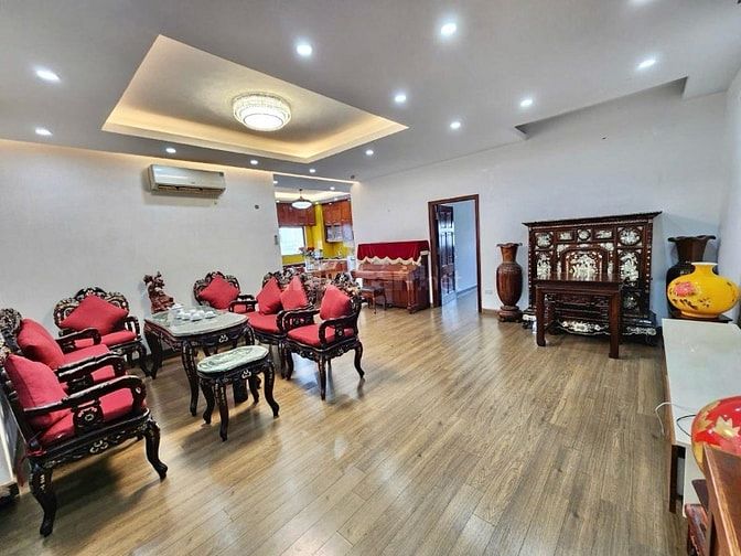 🔥HIẾM! CĂN GÓC CHUNG CƯ 250 MINH KHAI - DT 113M - 3PN 🔥  
