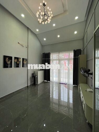 VIEW MẶT TIỀN NGUYỄN TRÃI QUẬN 5 - 5 PHÒNG NGỦ ĐẸP Ở LIỀN - CHỈ 15TR