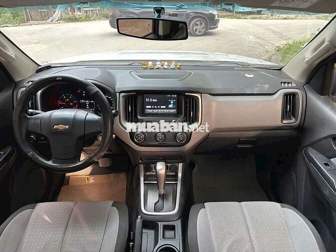 Chevrolet Colorado 2018 2.5AT 4x2 Trắng