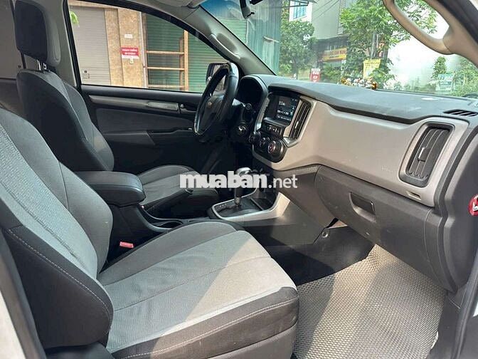 Chevrolet Colorado 2018 2.5AT 4x2 Trắng