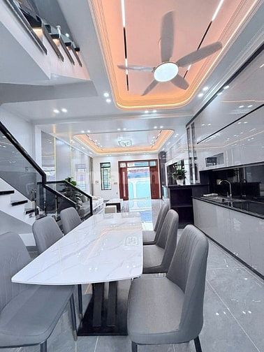 Căn nhà 3 tầng xây độc lập - Gần bệnh viện Việt Tiệp 2 , an dương