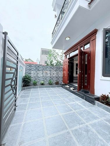 Căn nhà 3 tầng xây độc lập - Gần bệnh viện Việt Tiệp 2 , an dương