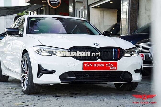 🏁 BMW 320i , sản xuất 2021  Lăn bánh mới 6v Km ,