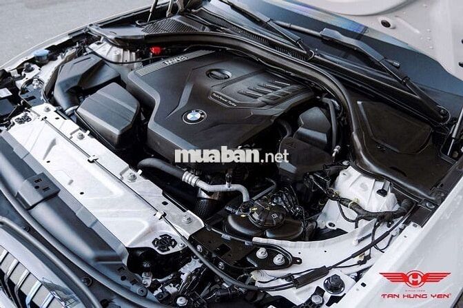 🏁 BMW 320i , sản xuất 2021  Lăn bánh mới 6v Km ,