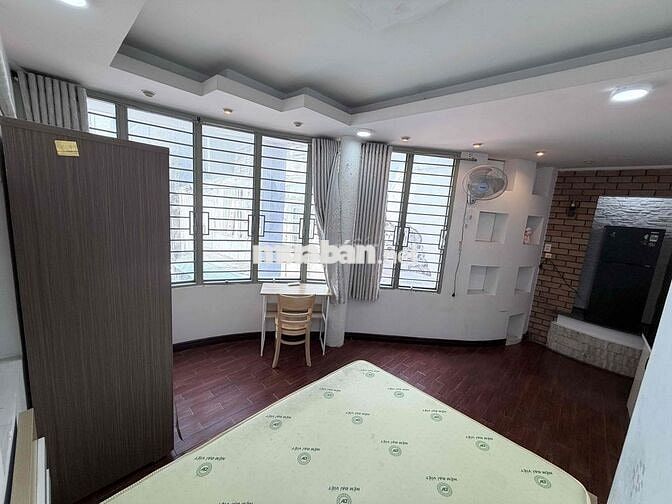 Tân Định Q1 - phòng 25m2 ánh sáng tự nhiên 2 cửa sổ lớn