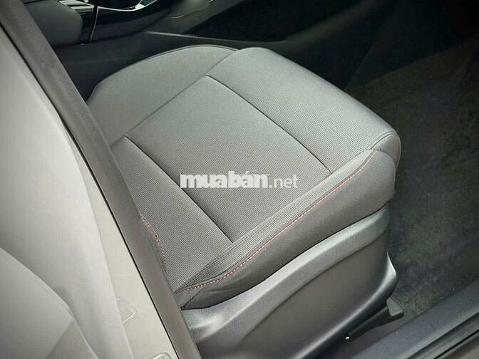 MG MG5 STD Sedan C giá hạng B
