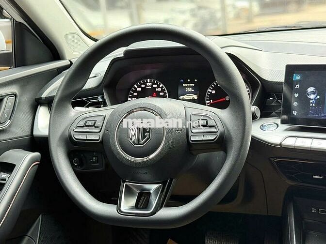 MG MG5 STD Sedan C giá hạng B