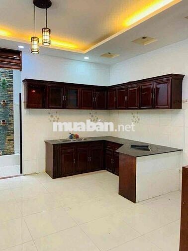 Phòng trọ rộng ban công mới xây