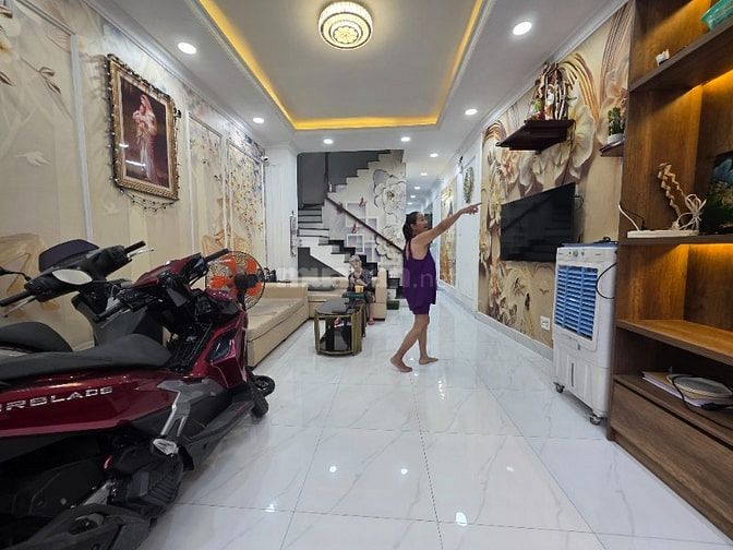 NHÀ CHÍNH CHỦ HOA HỒNG 3%. HẺM 88/69 ĐƯỜNG NGUYỄN VĂN QUỲ QUẬN 