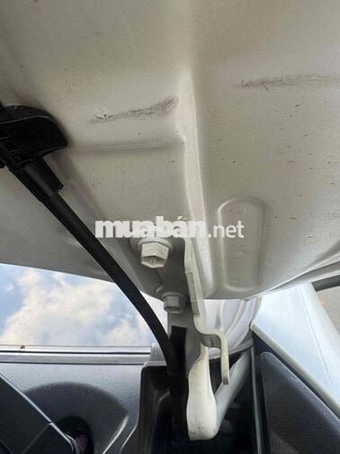 Toyota Fortuner Legender Trắng 7 chỗ