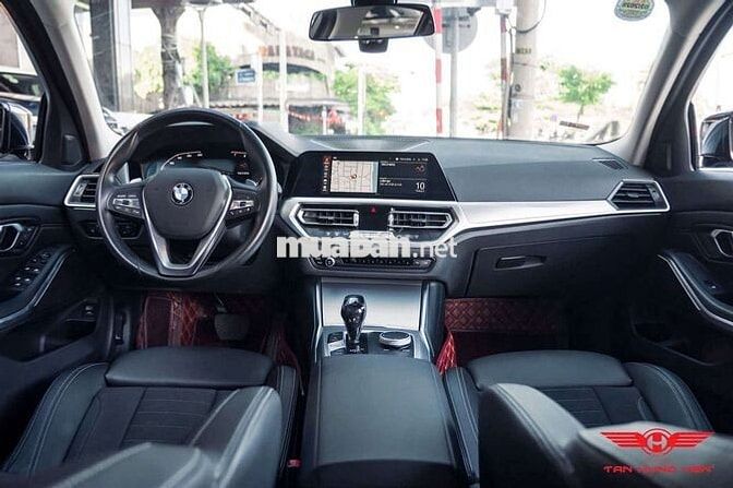 🏁 BMW 320i , sản xuất 2021  Lăn bánh mới 6v Km ,
