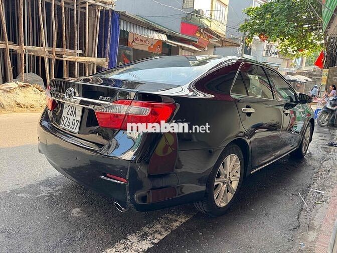 Toyota Camry 2.5G 2013 Đen