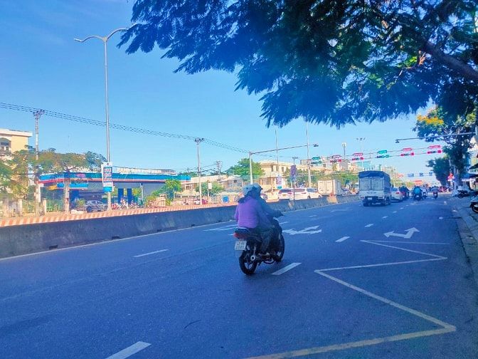  CHO THUÊ MẶT BẰNG 50m2 MT NGŨ HÀNH SƠN,GẦN DH KINH TẾ-5tr