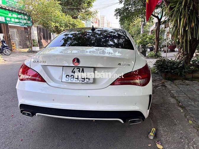 Mercedes-Benz CLA250 4Matic 2014 Trắng