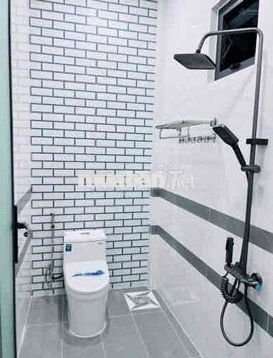 Anh Trường chính chủ cần bán gấp nhà quận 8. Sổ hồng riêng