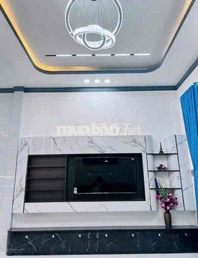 Anh Trường chính chủ cần bán gấp nhà quận 8. Sổ hồng riêng