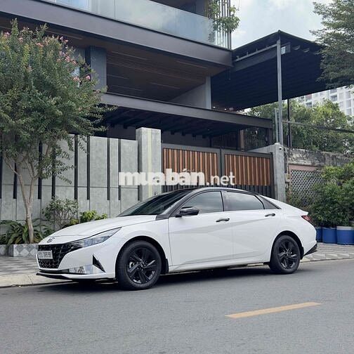Elantra 2024 1.6 Đặc Biệt siêu lướt 10.000km