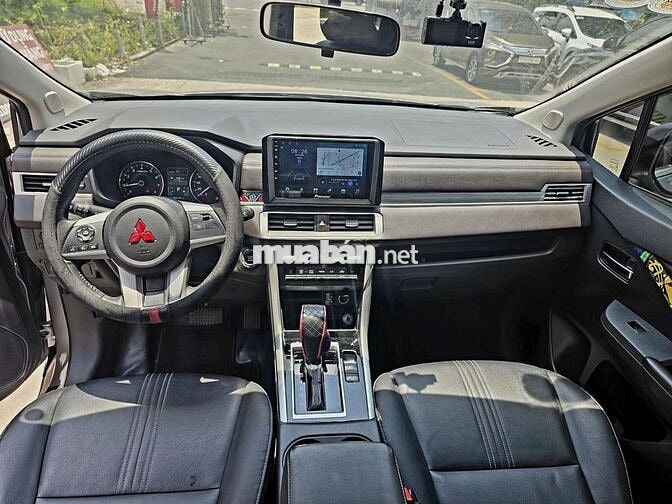 Mitsubishi Xpander Premium 2022 ODO 4v9 [trả góp]