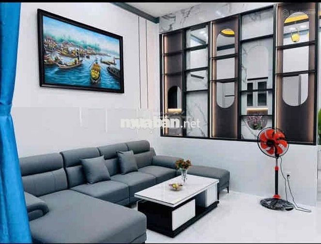Anh Trường chính chủ cần bán gấp nhà quận 8. Sổ hồng riêng