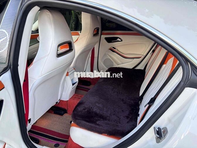 Mercedes-Benz CLA250 4Matic 2014 Trắng