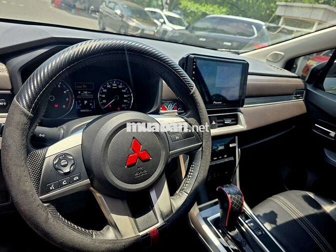 Mitsubishi Xpander Premium 2022 ODO 4v9 [trả góp]