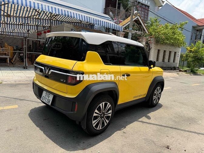 VinFast VF3 2024 Vàng Pin Thuê xe lên nhiều option