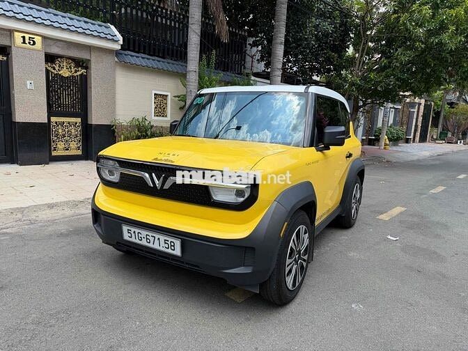 VinFast VF3 2024 Vàng Pin Thuê xe lên nhiều option