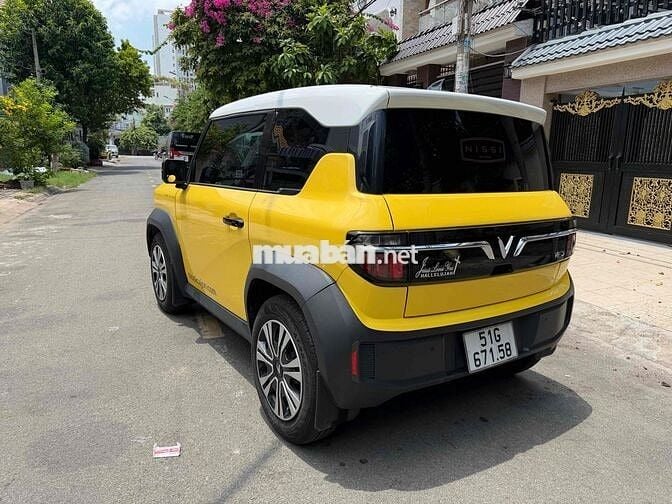 VinFast VF3 2024 Vàng Pin Thuê xe lên nhiều option