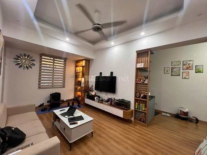 Bán 4F- Vũ Phạm Hàm, 62m2, căn góc nhà đẹp!- 5,9 tỷ