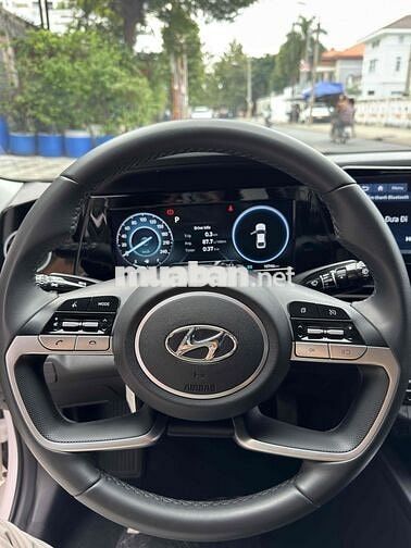 Elantra 2024 1.6 Đặc Biệt siêu lướt 10.000km