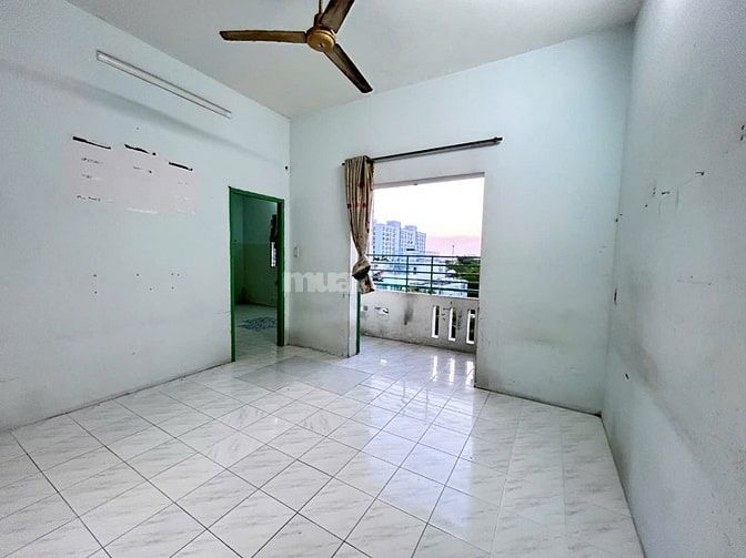  CC D2 PhúLợi P7Q8 Căn góc 2PN 3ban công 80m SHR NH hỗ trợ 1,5tỷ MG 2%