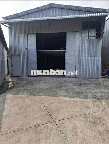 Cho thuê kho 9x25 220m2 Trần cao, Trống suốt giá 10tr