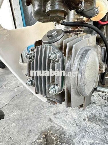 Honda Dream Thái Nâu trắng