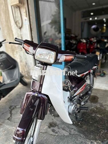Honda Dream Thái Nâu trắng