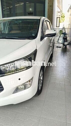 Toyota Innova 2020 2.0E Trắng