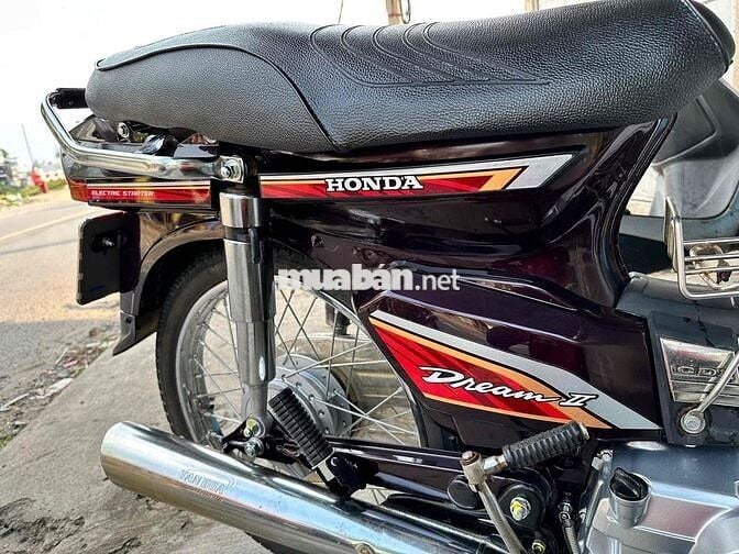 Honda Dream Thái Nâu trắng