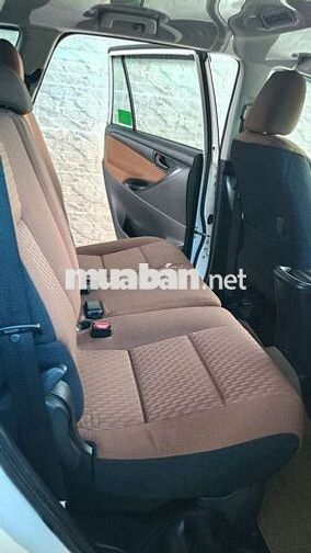 Toyota Innova 2020 2.0E Trắng