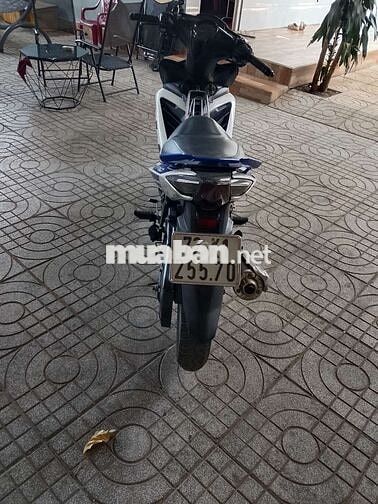 Yamaha Exciter Trắng đen xanh
