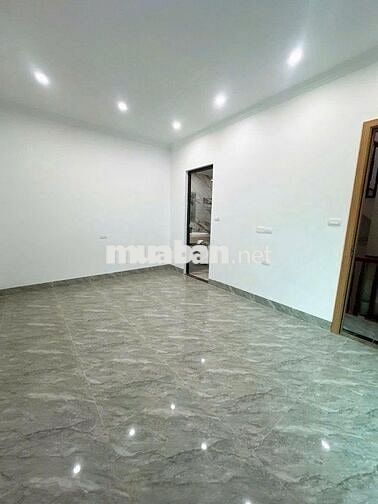NHÀ THANG MÁY - THANH XUÂN - 40M RA LÊ TRỌNG TẤN - OTO SÁT NHÀ -Ở NGAY