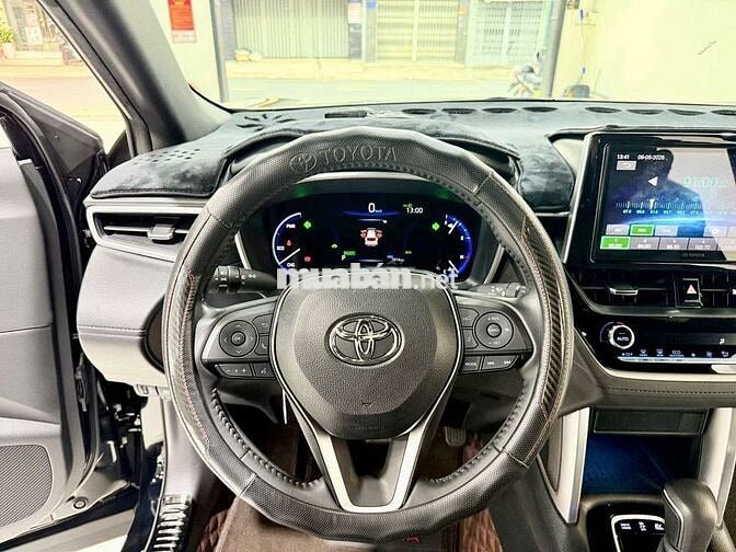 Toyota Corolla Cross Hybrid 2023 Đen