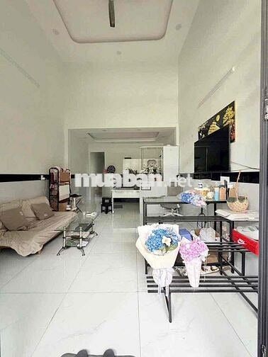 CHO THUÊ NHÀ MẶT TIỀN MỚI XÂY HBC GẦN CHỢ HIỆP BÌNH
