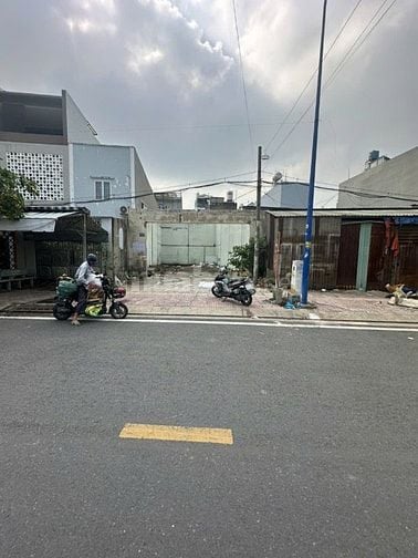 Bán đất xây dựng liền, 1 trệt 1 lửng 3 lầu, ST, 62m2, giá 2,550 tỷ. 