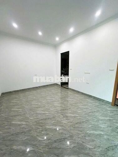 NHÀ THANG MÁY - THANH XUÂN - 40M RA LÊ TRỌNG TẤN - OTO SÁT NHÀ -Ở NGAY