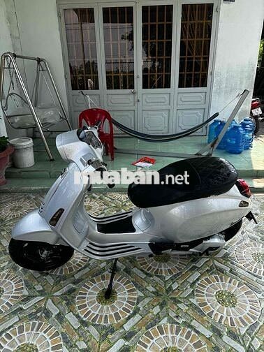 Piaggio Vespa Sprint iget ABS Bạc