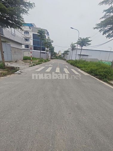BÁN ĐẤT ĐẤU GIÁ THANH TRÌ, LÔ GÓC, Ô TÔ TRÁNH, VỈA HÈ TO  GIÁ TỐT.
