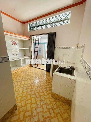 Nhà nguyên căn mới 02phòng hẻm ô tô Phạm Ngọc Hưng