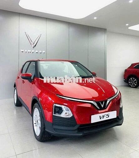 Xe VF 5 đỏ vin 25 xe sẵn giao ngay