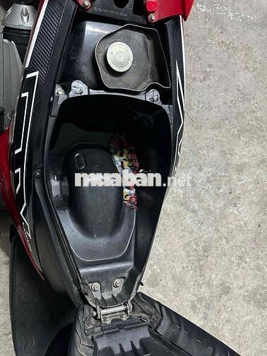Yamaha Luvias GTX Fi 2014 Đen Đỏ giá rẻ